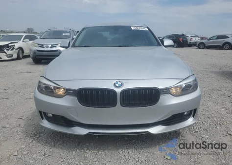 2015 BMW 328 I z USA, uszkodzony, nr VIN WBA3A5C53FP605366